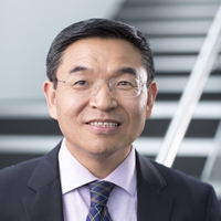 Professor_Max_Lu,_President_and_Vice-Chancellor_of_the_University_of_Surrey